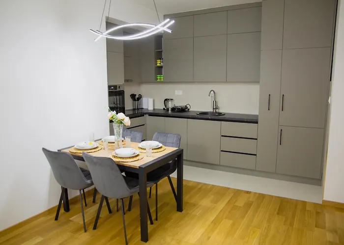 Apartment Urban Nest - New *